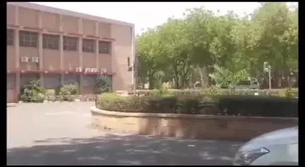 जोधपुर: SN मेडिकल कॉलेज के रेजिडेंट डॉक्टर के सुसाइड मामले को लेकर रेजिडेंट डॉक्टर्स ने 2 घंटे की पेनडाउन हड़ताल की