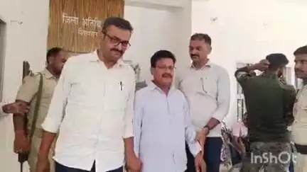 शिवहर: शिवहर में विजिलेंस की बड़ी कार्रवाई, भू-अर्जन विभाग के लिपिक को ₹70,000 घूस लेते किया गिरफ्तार