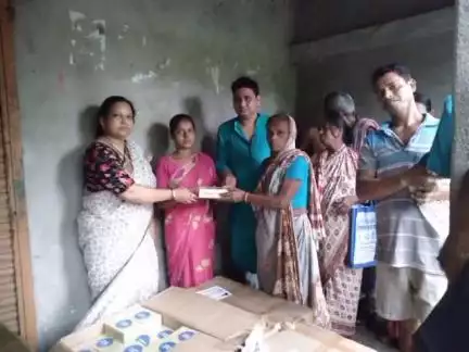 মথুরাপুর ২: গিলেরছাটে দুয়ারে রেশনের মাধ্যমে শুরু হল দিঘার জগন্নাথ ধামের মন্দিরের মহাপ্রসাদ বিতরণের কাজ, উপস্থিত ZP সদস্য