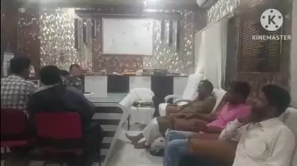 জয়পুর: জয়পুর ব্লক অফিসে বুথ বিন্যাাশ নিয়ে আয়োজিত সর্বদলীয় বৈঠক, নেতৃত্বে BDO