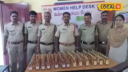 Liquor Row in Srisailam | Two Arrested | శ్రీశైలంలో మద్యం కలకలం.. ఇద్దరు అరెస్ట్ | #Local18V