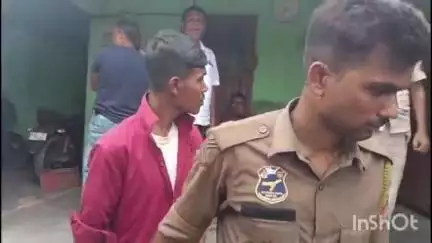 গুৱাহাটী: ড্ৰাগছৰ বিৰুদ্ধে ধাৰাবাহিক অভিযান অব্যাহত মহানগৰ আৰক্ষীৰ, সাতগাঁও আৰক্ষীৰ জালত ড্ৰাগছ সৰবৰাহকাৰী, ২.৫ গ্ৰাম হেৰ'ইন জব্দ