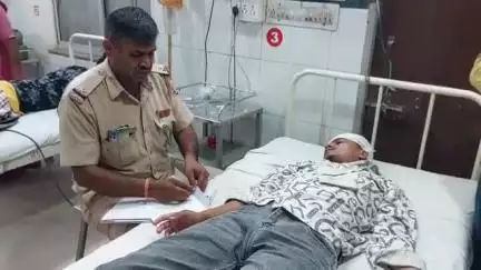 पाली: शहर के मंडिया रोड पर रुपए की लेनदेन को लेकर बाइक सवार पर किया गया हमला, घायल को ट्रॉमा सेंटर में भर्ती किया गया