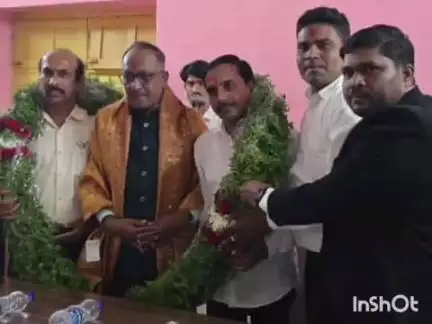 ಹುಮ್ನಾಬಾದ್: ಸಂಘದ ಬೇಡಿಕೆ ಆದ್ಯತೆ ಮೇರೆಗೆ ಬಗೆಹರಿಸುವೆ: ಪಟ್ಟಣದಲ್ಲಿ ವಕೀಲರ ಸಂಘದ ರಾಜ್ಯಾಧ್ಯಕ್ಷ ಎಸ್. ಎಸ್. ಮಿತ್ತಲ್ಕೋಡ್