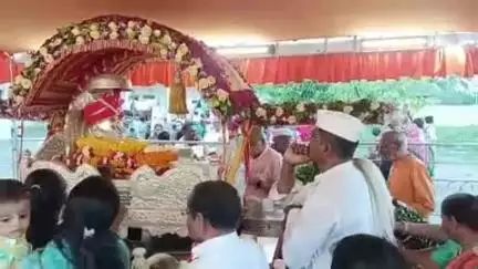 गंगाखेड: पंढरपूर कडे निघालेल्या संत गजानन महाराज यांच्या पालखीचे गंगाखेड येथे नवामोंढा परिसरात स्वागत