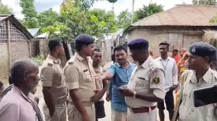 मधेपुरा: बूढ़ी गांव में घर में सो रहे पति की संदिग्ध मौत, पत्नी पर हत्या का आरोप, पुलिस जांच में जुटी