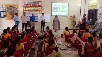 गोहरगंज: जिला पंचायत सीईओ ने औबेदुल्लागंज जनपद कार्यालय का निरीक्षण किया, अनुपस्थित अधिकारियों का एक दिन का वेतन कटेगा