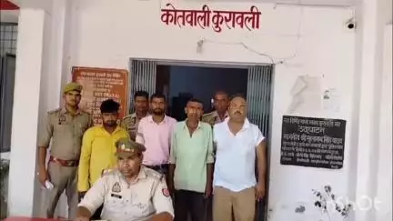 कुरावली: कुरावली क्षेत्र में अलग-अलग जगह झगड़ा कर रहे चार लोगों को पुलिस ने गिरफ्तार किया, शांति भंग के आरोप में की कार्रवाई