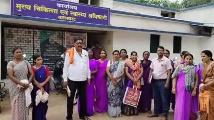 बालाघाट: सीएमएचओ कार्यालय में आशा कार्यकर्ताओं ने प्रताड़ना और भुगतान में अनियमितताओं के खिलाफ उठाई आवाज