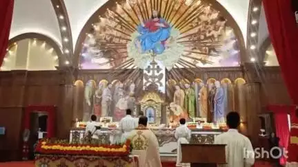 മീനച്ചിൽ: നിയുക്ത ജലന്ധർ ബിഷപ് ഡോ. ജോസ് തെക്കുംചേരികുന്നേൽ ചെമ്മലമറ്റം പന്ത്രണ്ട് ശ്ലീഹൻമാരുടെ പള്ളിയിൽ എത്തി