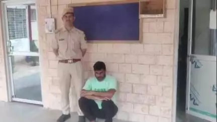 नागौर: सदर पुलिस ने 10 साल से फरार मारपीट व छेड़छाड़ के आरोपी को दबोचा, नाम-पत्ते बदलकर काट रहा था फरारी
