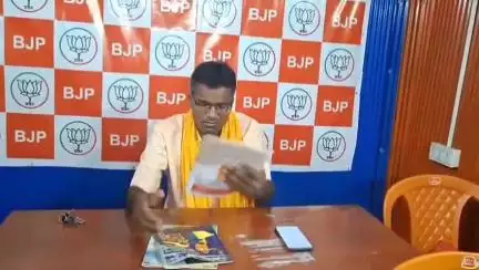 মেদিনীপুর: উদ্ভূত পরিস্থিতির নিরিখে ২০২৬-এ বিজেপিই ক্ষমতায় আসছে, ব্যাখ্যা করে দাবি বিজেপির জেলা সহ-সভাপতির মেদিনীপুরে