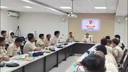 मेदिनीनगर (डालटनगंज): पलामू एसपी रिष्मा रमेशन की अध्यक्षता में अपराध गोष्ठी का आयोजन, गंभीर मामलों की समीक्षा की गई