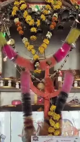 તળાજા: દેવળીયા ગામે 100 જેટલા ચાંદીના છતરની ચોરી
