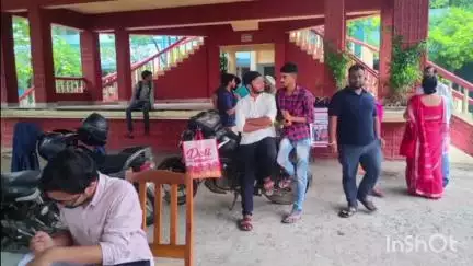 শালতোড়া: শালতোড়া নেতাজী সেন্টিনারি কলেজের তরফে স্বেচ্ছায় রক্তদান শিবিরের আয়োজন করা হল শালতোড়ায়