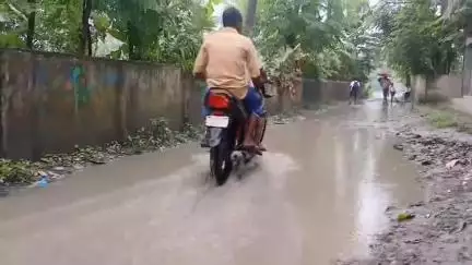 মিনাখাঁ: নিমিচি এলাকায় গুরুত্বপূর্ণ রাস্তার বেহাল দশা, সংস্কারের দাবি স্থানীয় বাসিন্দাদের#jansamasya