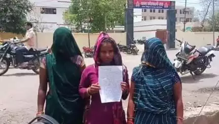 राठ: बिगवां गांव की निवासी महिला ने ससुराल वालों पर दहेज उत्पीड़न, मारपीट और गर्भपात कराने का लगाया आरोप