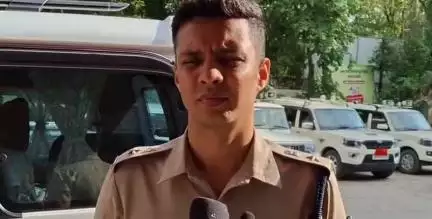 गोपालगंज: मदरवानी गांव में फुलवरिया थाना पुलिस और शराब तस्करों के बीच मुठभेड़, एसपी अवधेश दीक्षित ने की पुष्टि