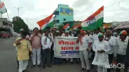 कुही: तालुका काँग्रेस कमेटीच्या वतीने तहसील कार्यालय कूही येथे मोर्चाचे आयोजन