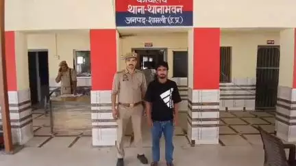 शामली: थानाभवन पुलिस ने जातिसूचक शब्दों का प्रयोग कर मारपीट के आरोपी युवक को किया गिरफ्तार