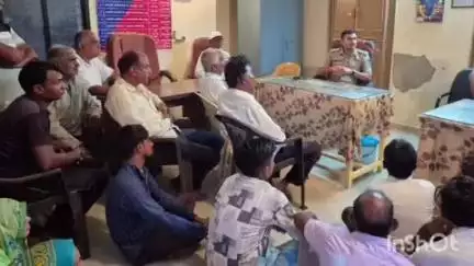 દેત્રોજ રામપુરા: તાલુકાના વાસણા, અશોકનગર અને ભંકોડા ગામે નાયબ પોલીસ અધિક્ષકના અધ્યક્ષતામાં બેઠક યોજાઈ
