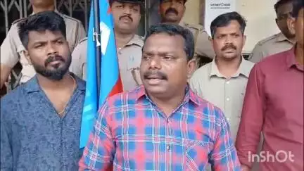 വൈക്കം: കുടുംബാരോഗ്യ കേന്ദ്രം പ്രവർത്തനം ആരംഭിക്കണം, AIYF തലയാഴം പഞ്ചായത്ത് ഓഫീസിലേക്ക് മാർച്ച് നടത്തി