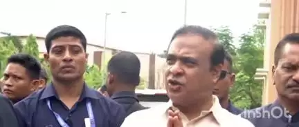গুৱাহাটী: 'হিন্দুৱে যদি মাংস থ'বই লাগে গাহৰি মাংস থৈ আহিম গৰু মাংস কিয় থম', নিষিদ্ধ মাংস প্ৰসংগত গুৱাহাটীত মুখ্যমন্ত্ৰীৰ মন্তব্য