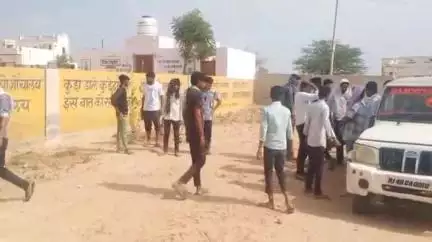 कोलायत: कोलायत के गुड़ा गांव में हरियालो राजस्थान के तहत सघन पौधारोपण, 300 से ज्यादा पौधे लगाए गए, BCMHO व अतिरिक्त विकास अधिकारी उपस्थित