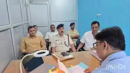 बांका: समाहरणालय में ट्रांसजेंडर सुविधा केंद्र और ट्रांसजेंडर प्रोटेक्शन सेल की बैठक हुई