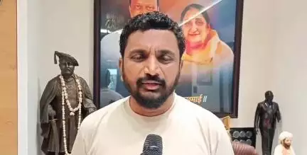 बार्शीटाकळी: भारताला जागतिक व्हायचं असेल तर सर्वच भाषा यायला हव्यात राष्ट्रवादीचे आमदार अमोल मिटकरी यांची प्रतिक्रिया