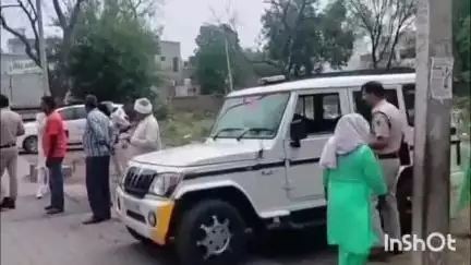 फतेहाबाद: जाखल में मार्केट कमेटी के पास महिलाओं ने एक बुजुर्ग के कान की बालियां छीनीं, फरार