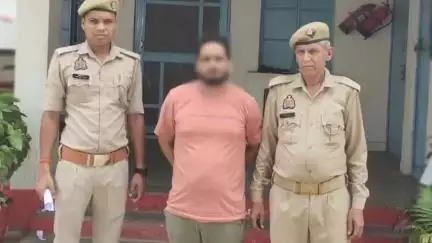 कांठ: पुलिस ने ग्राम गढ़ी में दहेज हत्या के अभियोग में नामित 1 आरोपी को किया गिरफ्तार