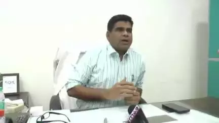కరీంనగర్: ఆపరేషన్ చేసి కడుపులో కత్తులు మర్చిపోయారని ఒక టీవీ ఛానల్ తప్పుగా టెలికాస్ట్ చేశారు : కరీంనగర్ సూరింటెండెంట్ డా.వీరారెడ్డి