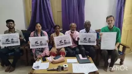 लातेहार: मनरेगा कार्यकर्ताओं का आरोप, लातेहार में आदिवासी और दलित बच्चों को शिक्षा से वंचित रखा जा रहा है
