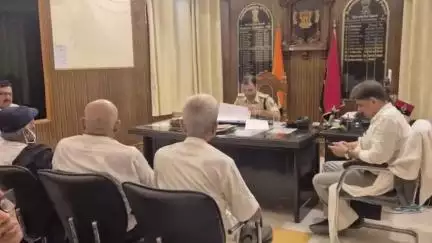 मोतिहारी: पूर्वी चंपारण मोतिहारी के पुलिस अधीक्षक स्वर्ण प्रभात ने पुलिस अभियोजन समन्वय बैठक का संचालन किया