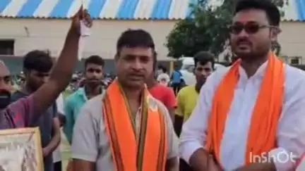 खगड़िया: शहर के बाजार समिति में भाजपा नेता सीए अनुज कुमार ने युवा चौपाल लगाया