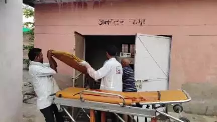 महोबा: बिलबई रेलवे क्रॉसिंग के आगे चलती ट्रेन से गिरने से युवक की दर्दनाक मौत, परिवार में मचा कोहराम