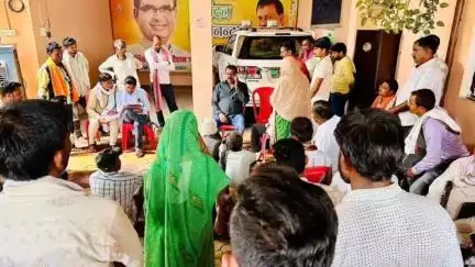 बिजावर: बिजावर विधायक राजेश शुक्ला ने सुनीं जनसमस्याएं, तत्काल समाधान का दिया आश्वासन