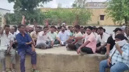 खेतड़ी: सेफरागुवार में युवती की संदिग्ध मौत, सीकर परीक्षा देने गई युवती को निजी एंबुलेंस छोड़कर गई थी घर, एक घंटे बाद तोड़ा दम
