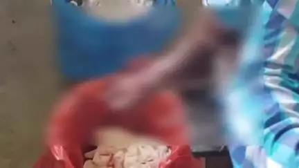 ভগবানগোলা ২: মহাম্মদপুরে বাইকের ধাক্কায় আহত 2