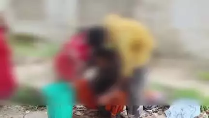 লালগোলা: লালগোলায় পারিবারিক অশান্তিতে কীটনাশক খেয়ে আত্মহত্যার চেষ্টা, চিকিৎসাধীন ব্যক্তি