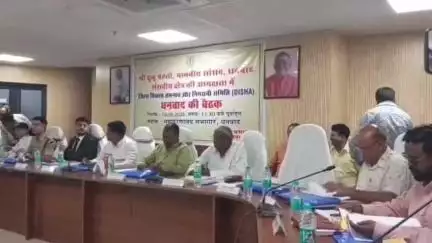 धनबाद/केंदुआडीह: समाहरणालय में सांसद ढुल्लू महतो की अध्यक्षता में संपन्न हुई 'दिशा' की बैठक