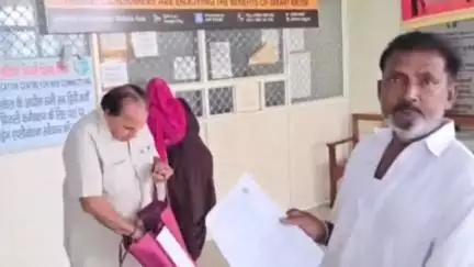 करनाल: बढ़े हुए बिजली बिलों की जनसमस्या को लेकर सेक्टर-12 राजीव गांधी विद्युत केंद्र में लोगों ने किया रोष प्रकट #jansamasya