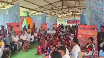 ପୋଡିଆ: ଶିମିଳିବାଞ୍ଛାରେ ଗଡିଲା ବିକାଶ ବାହନ, କେନ୍ଦ୍ର ଓ ରାଜ୍ୟ ସରକାରଙ୍କ ଉପଲବ୍ଧି ବଖାଣିଲା ପ୍ରଶାସନ
