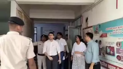 सुप्पी: सुप्पी जिलाधिकारी रिची पाण्डेय द्वारा सामुदायिक स्वास्थ्य केंद्र सुप्पी का निरीक्षण किया गया