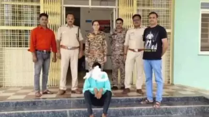 ईसागढ़: ईसागढ़ पुलिस ने पचलाना गांव से 7 किलो से अधिक गांजे के साथ एक व्यक्ति को गिरफ्तार किया