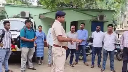 ଖରିଆର: ଖଡିଆଳ ବ୍ଲକରେ ପ୍ରାକୃତିକ ବିପର୍ଯ୍ୟସ୍ତ ପ୍ରଶମନ ମକ ଡ୍ରିଲ କାର୍ଯ୍ୟକ୍ରମ ଅନୁଷ୍ଠିତ