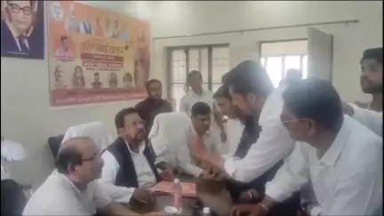 संडीला: सण्डीला नगर पालिका बोर्ड की बैठक का 17 सभासदों ने किया बहिष्कार, बजट हुआ पास