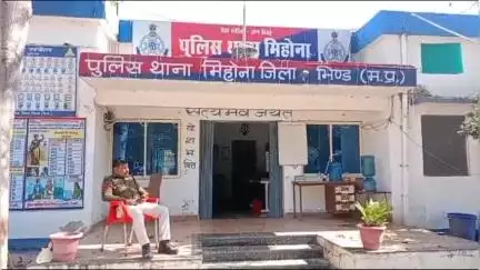 मिहोना: मिहोंना बाइपास पर अज्ञात वाहन ने बाइक को मारी टक्कर, बाइक सवार छात्र घायल