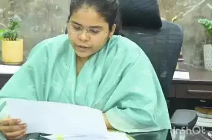 चतरा: समाहरणालय में उपायुक्त की अध्यक्षता में पैक्स/व्यापार मंडल के चयन हेतु हुई बैठक